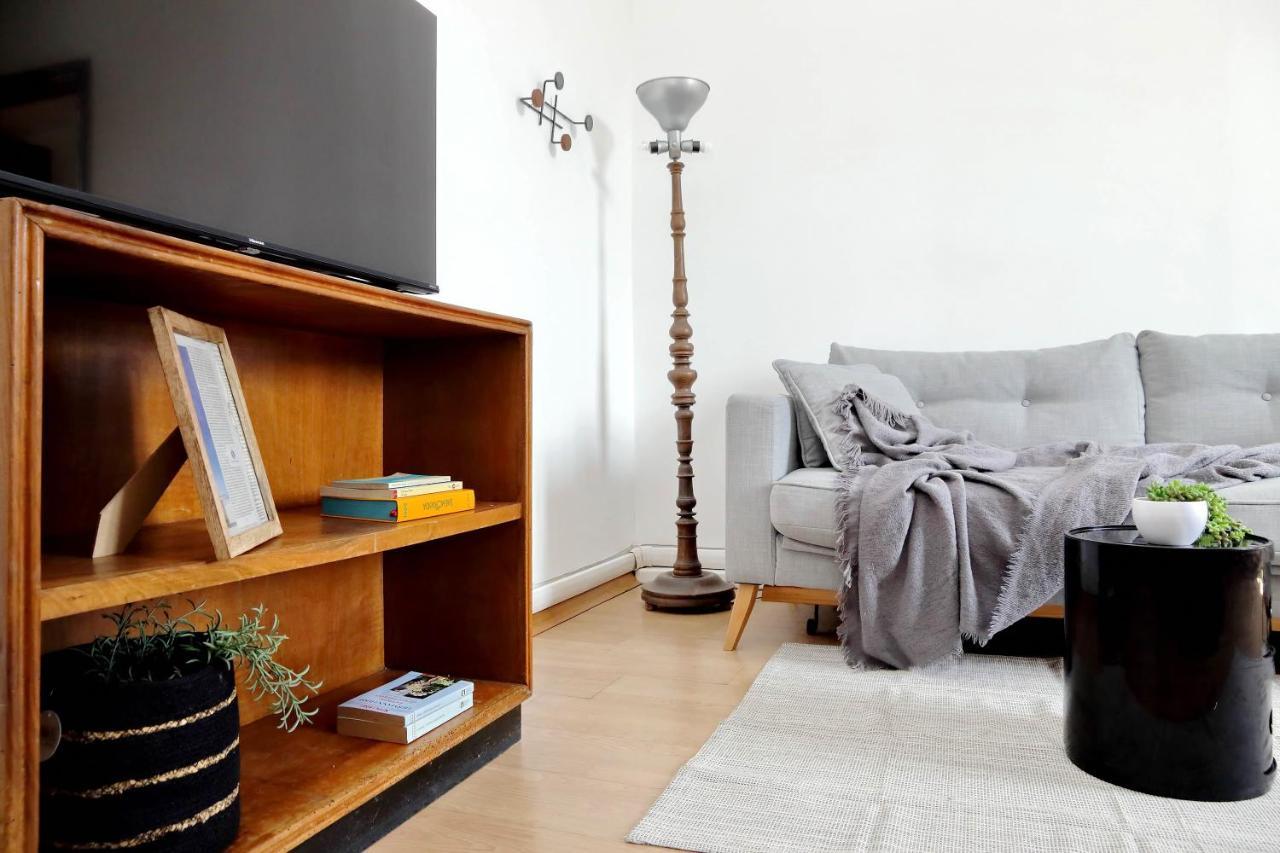 Cavour 2 Bedrooms Apartment Рим Екстер'єр фото