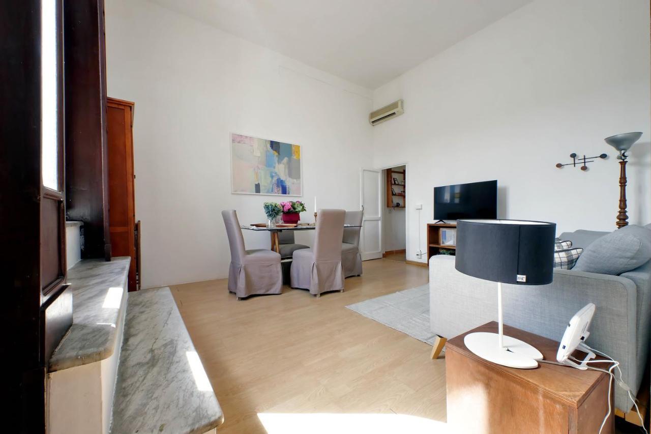 Cavour 2 Bedrooms Apartment Рим Екстер'єр фото