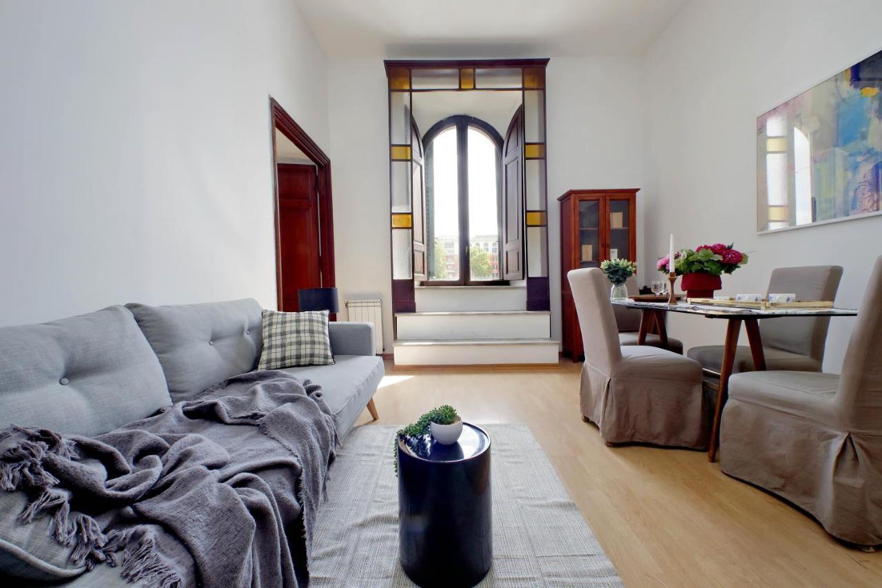 Cavour 2 Bedrooms Apartment Рим Екстер'єр фото