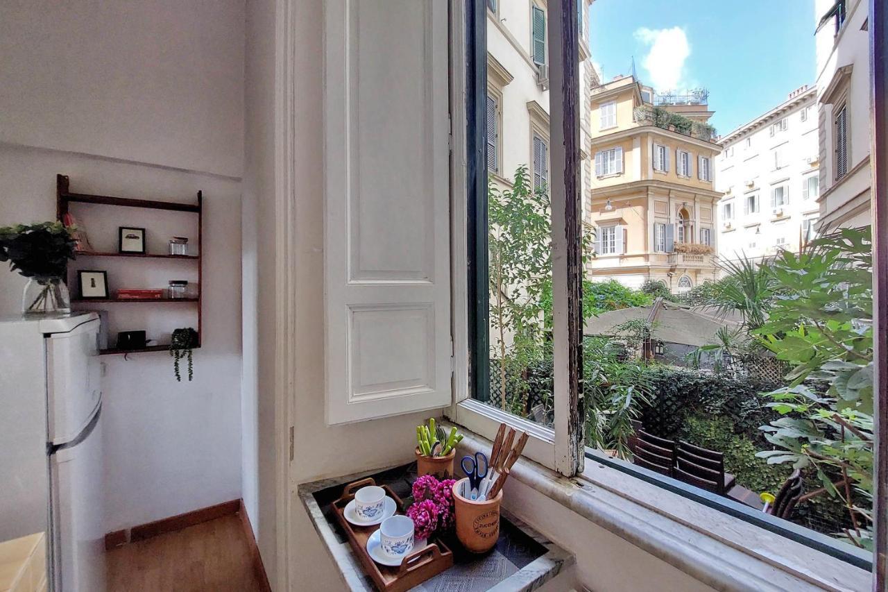 Cavour 2 Bedrooms Apartment Рим Екстер'єр фото